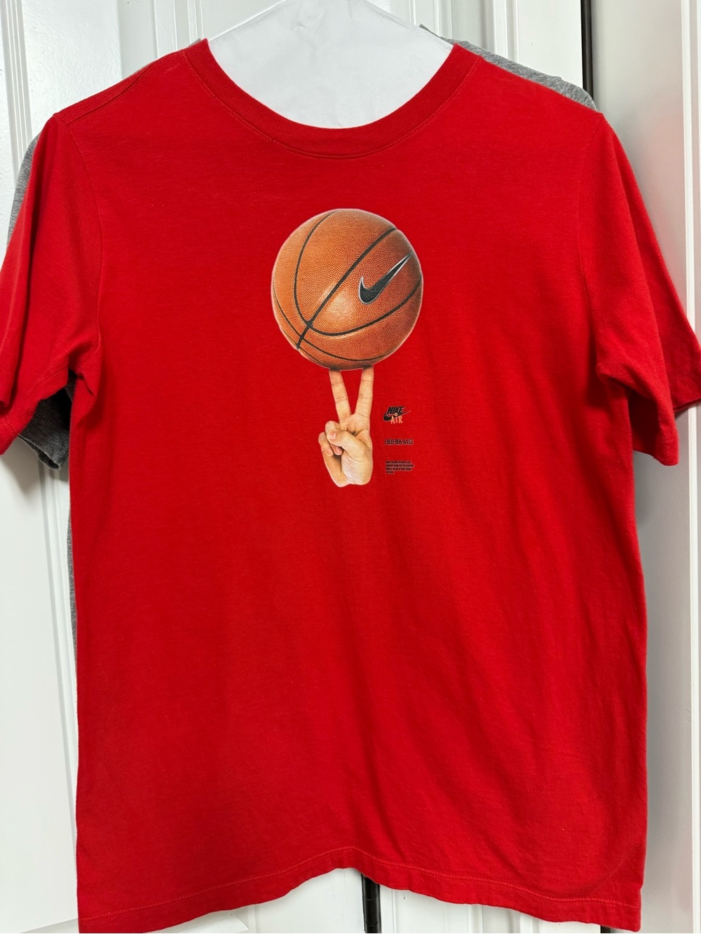 Nike Red Short-Sleeve Basketball Graphic Tee for Kids